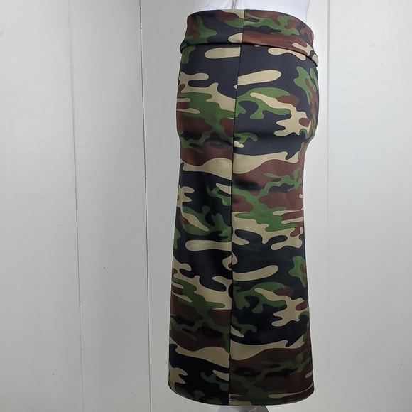 Agnes and Dora Camouflage hat size small - Picture 8 of 12